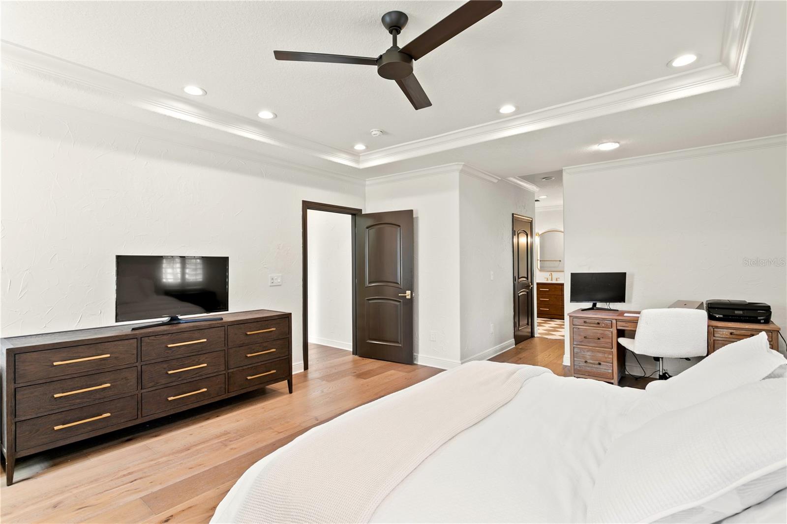 2936 W KNIGHTS AVE #B