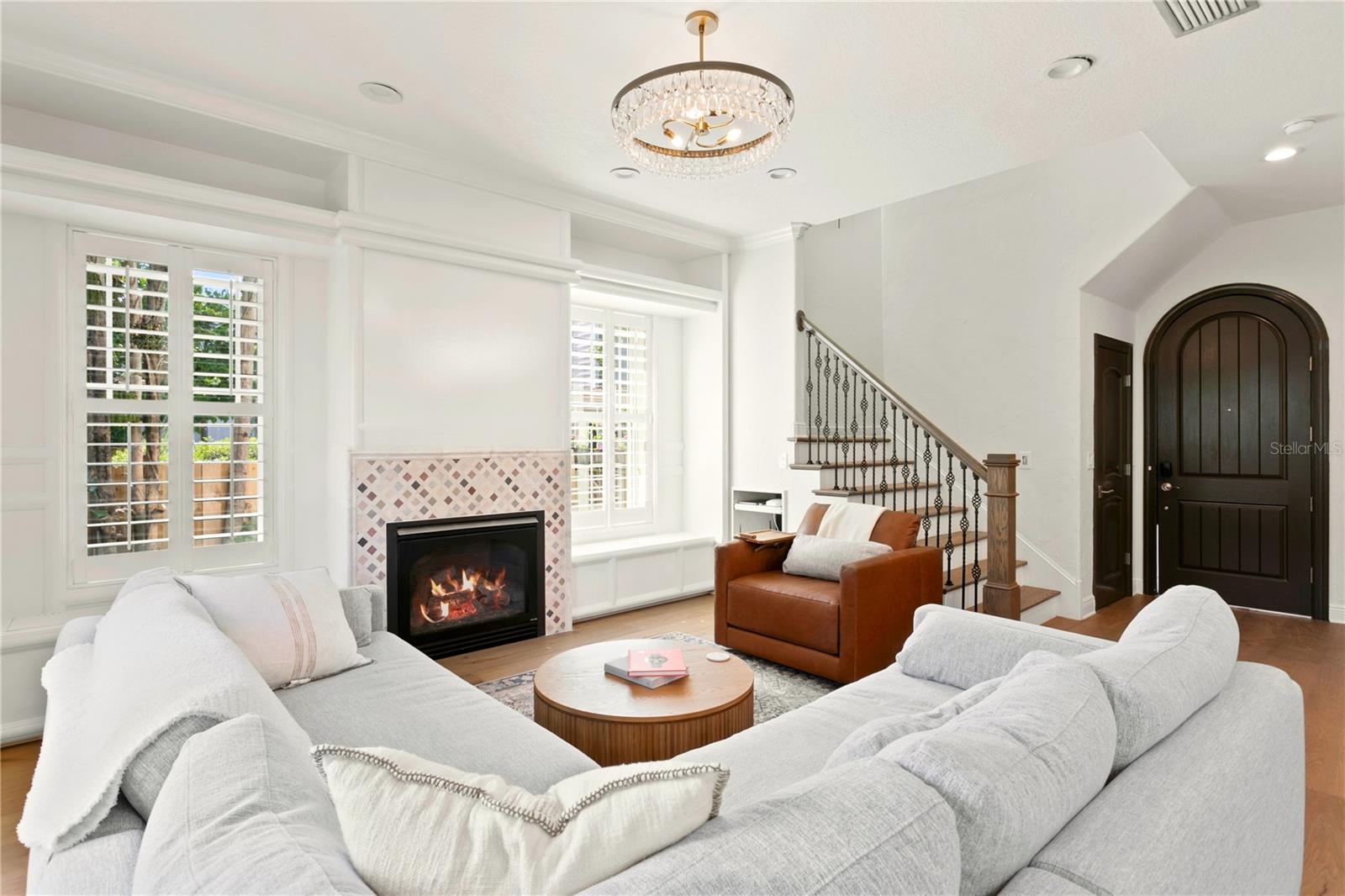 2936 W KNIGHTS AVE #B