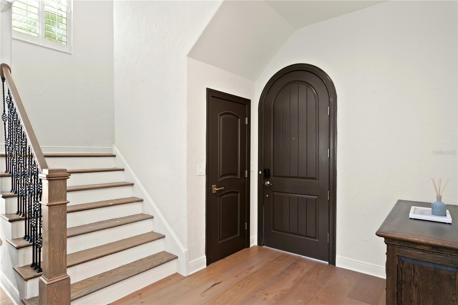 2936 W KNIGHTS AVE #B