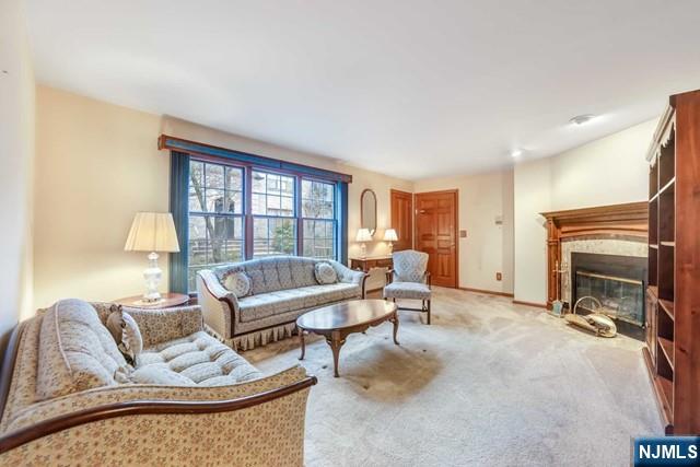 10 Fallsbridge Drive