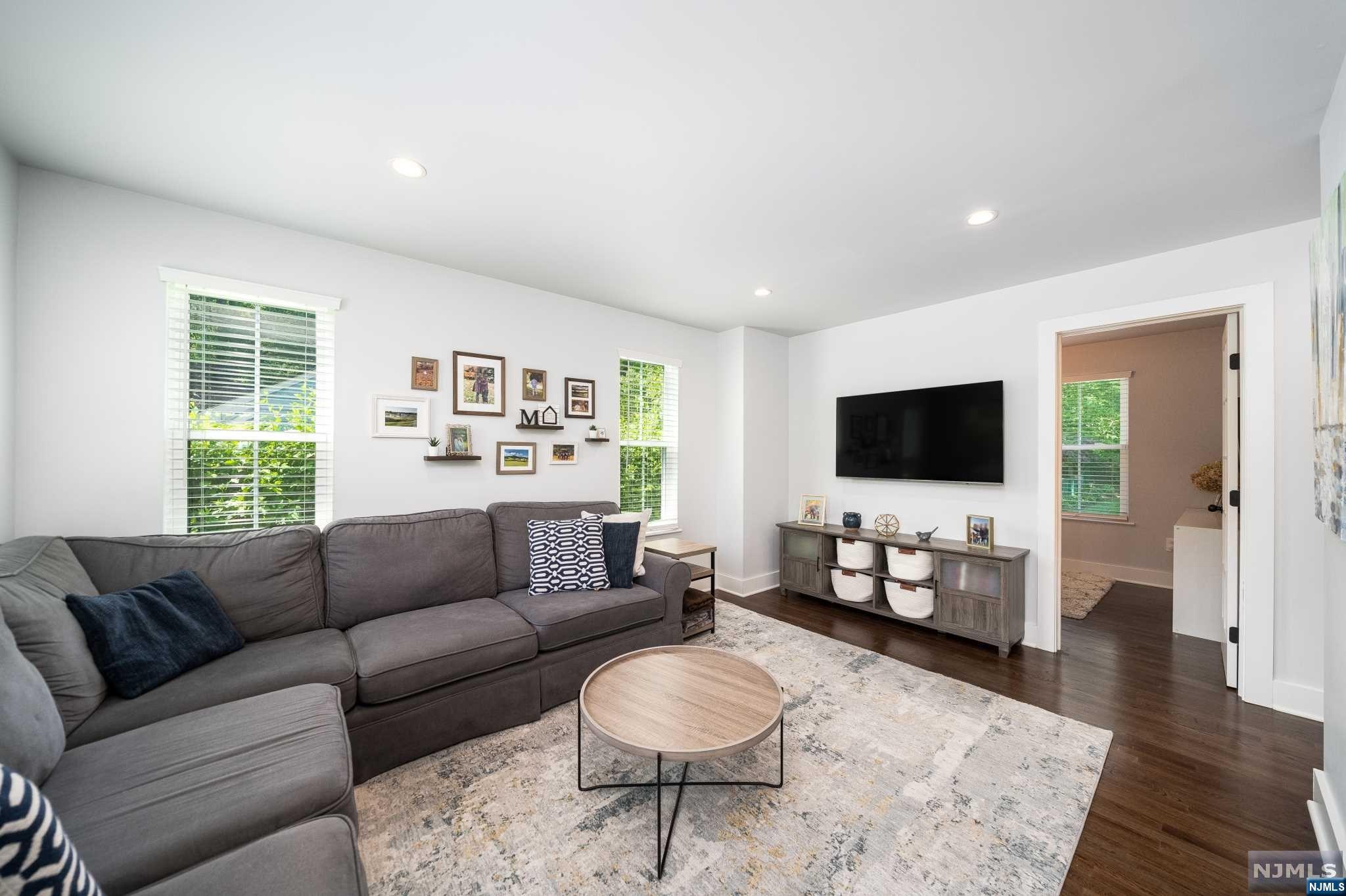 39 Kennedy Drive