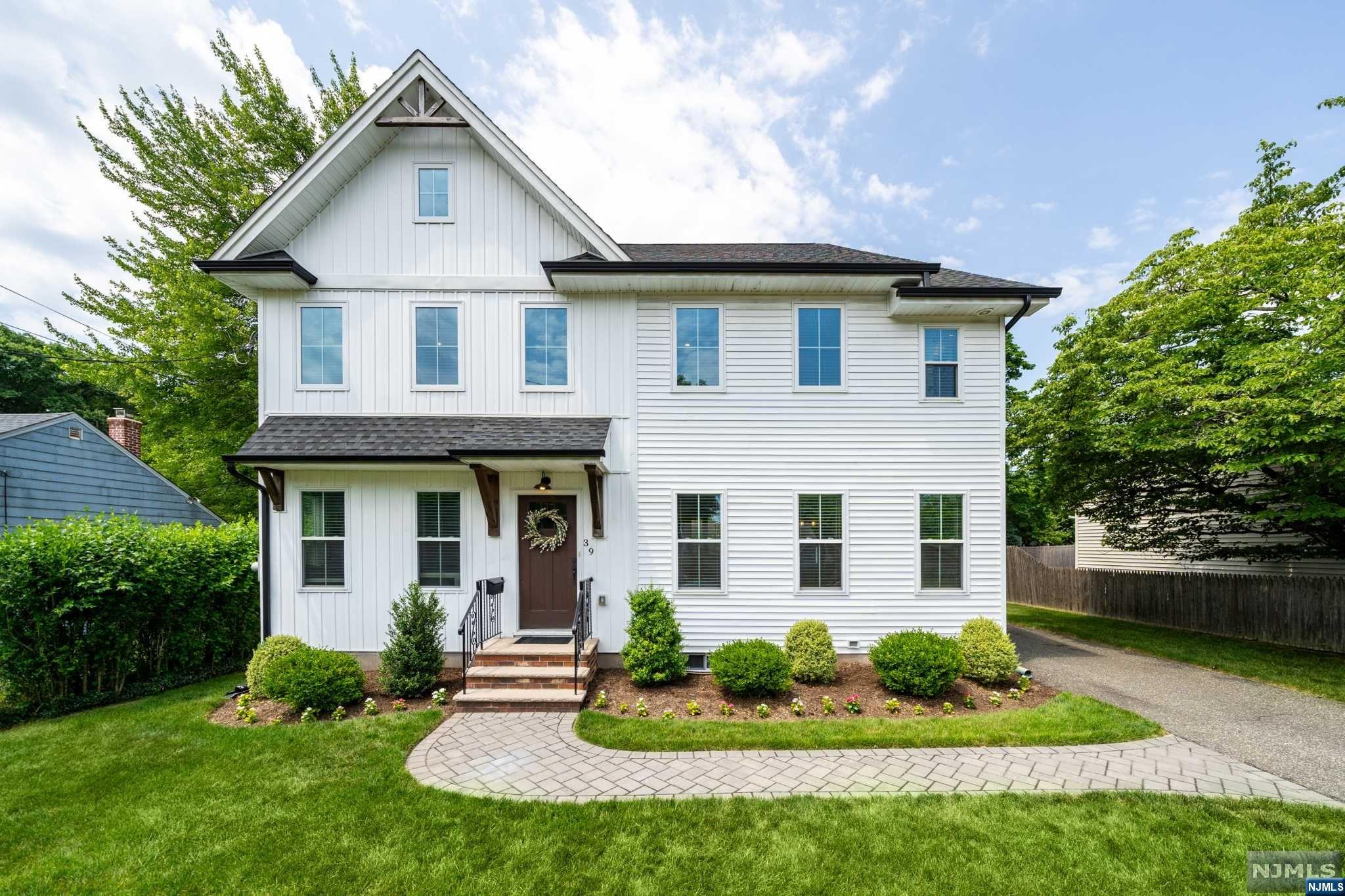 39 Kennedy Drive