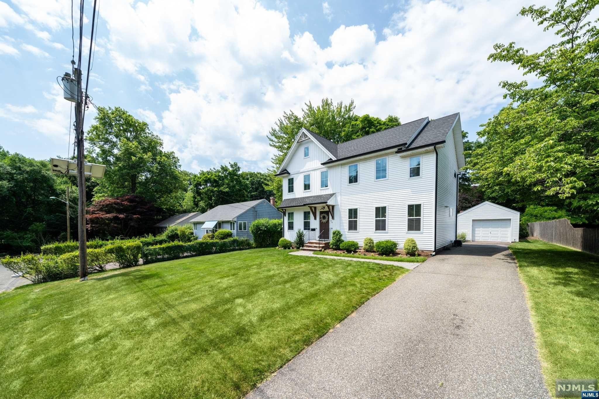 39 Kennedy Drive