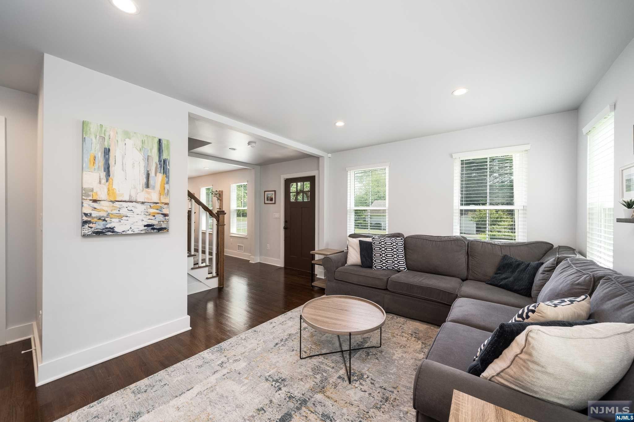 39 Kennedy Drive