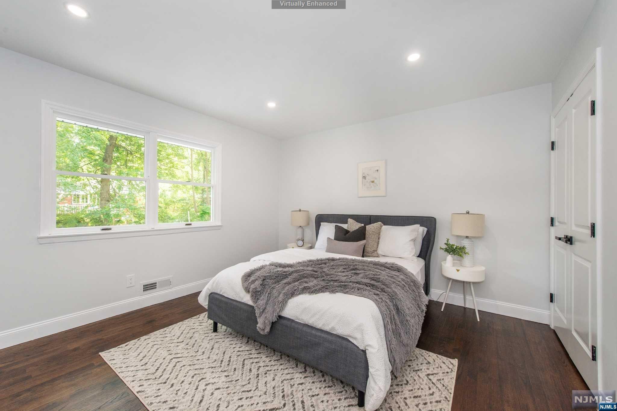 149 Lake W Drive