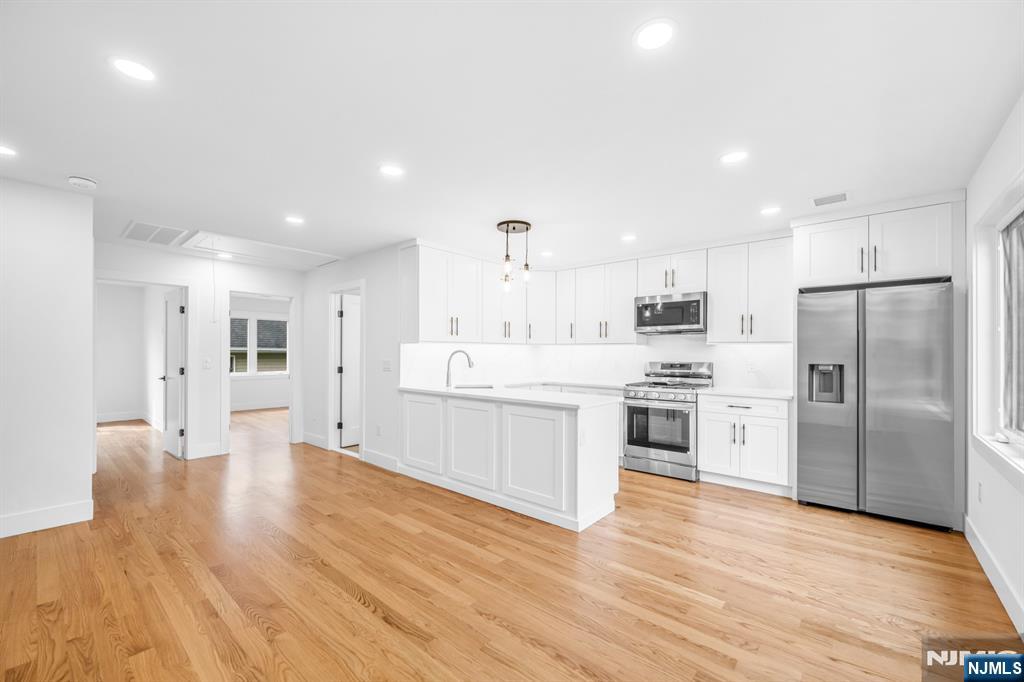216 Grand Street 3