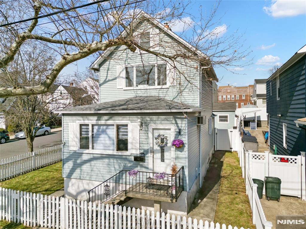 387-389 Forest Street