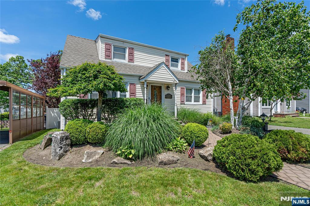 9 Knollwood Road
