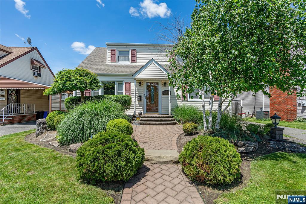 9 Knollwood Road