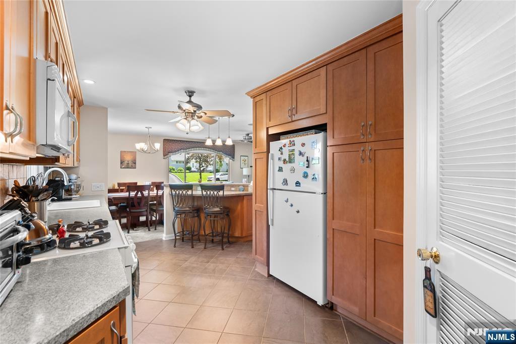 458 Riverside Terrace