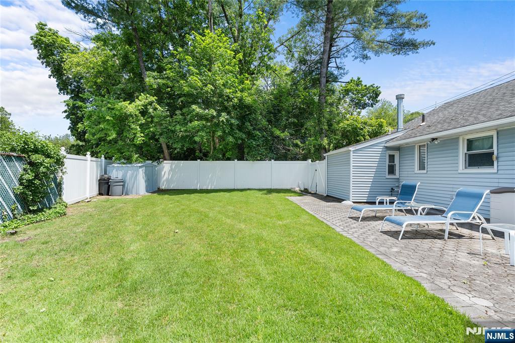 458 Riverside Terrace