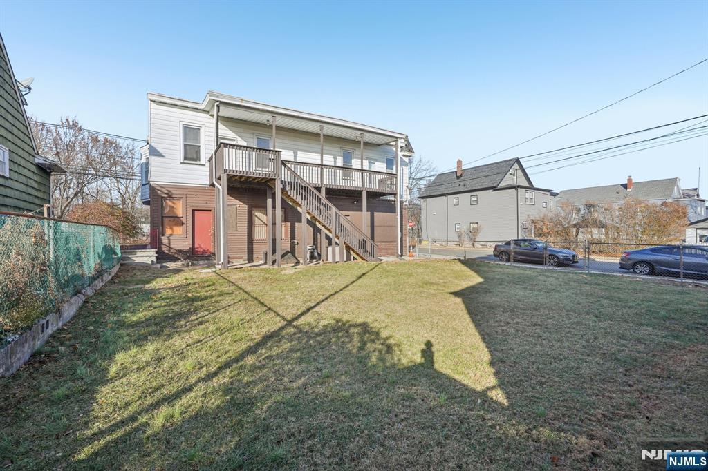 125 Madeline Avenue