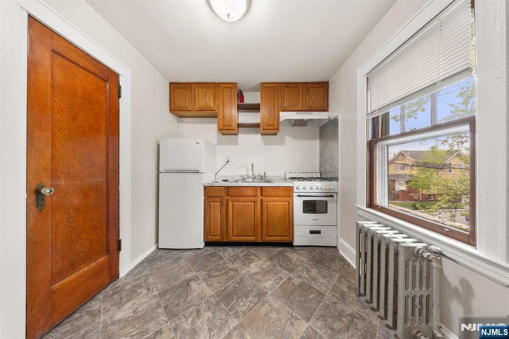 415 Lincoln Avenue 2