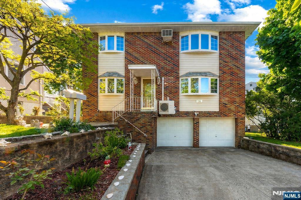 180 S Prospect Avenue 2