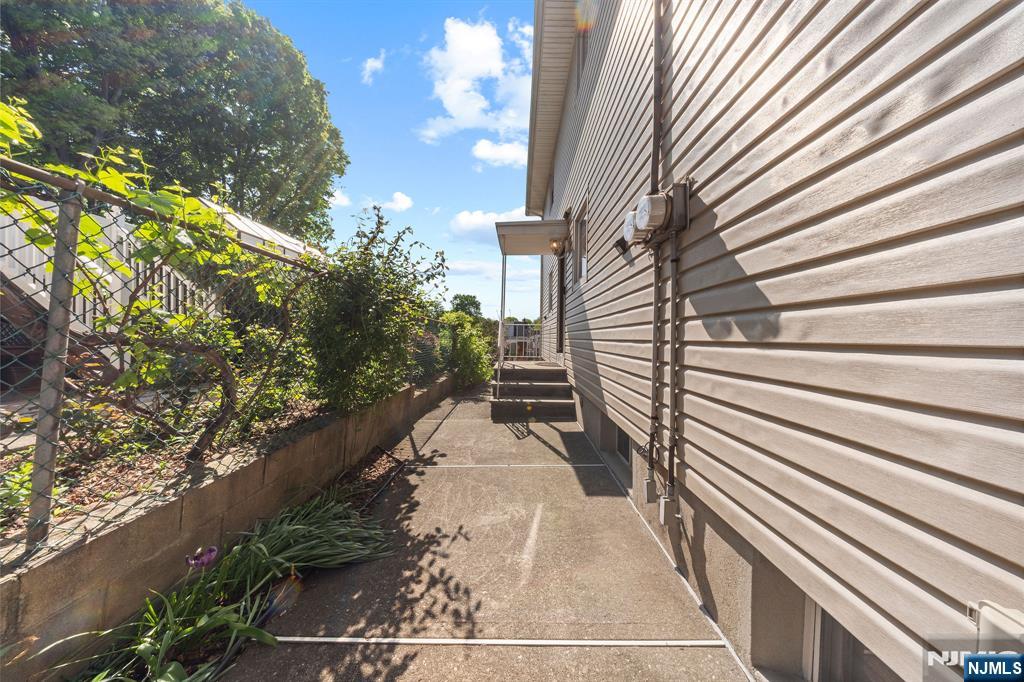 180 S Prospect Avenue 2