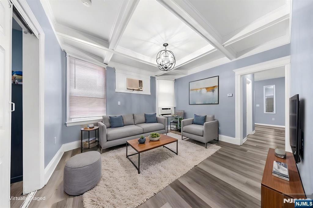 16 Madison Avenue