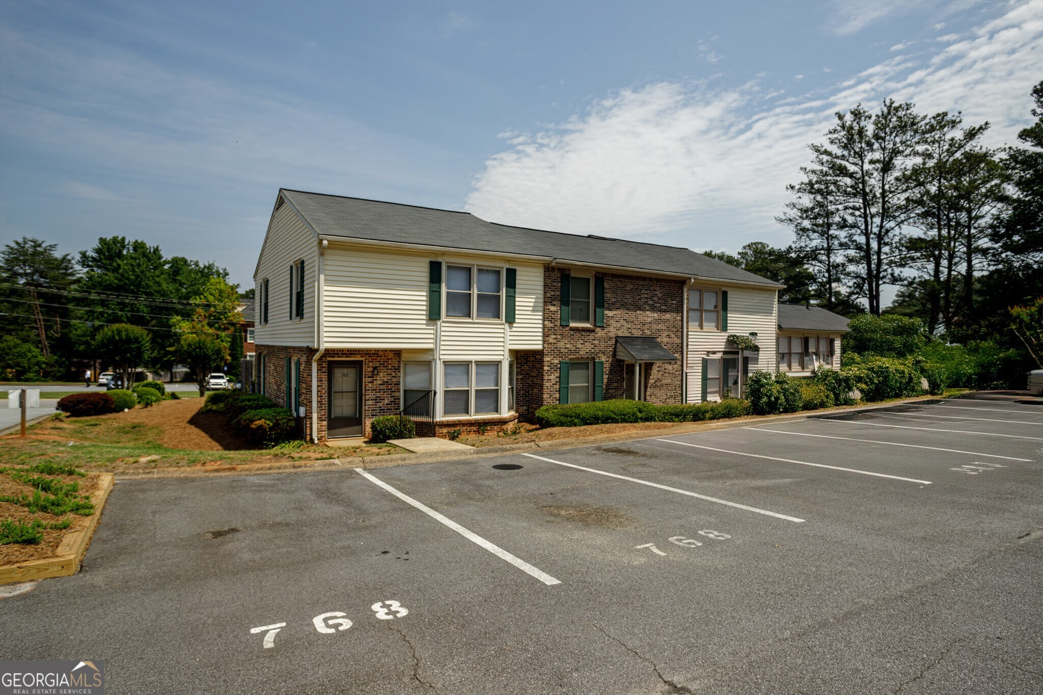 768 Longleaf Drive