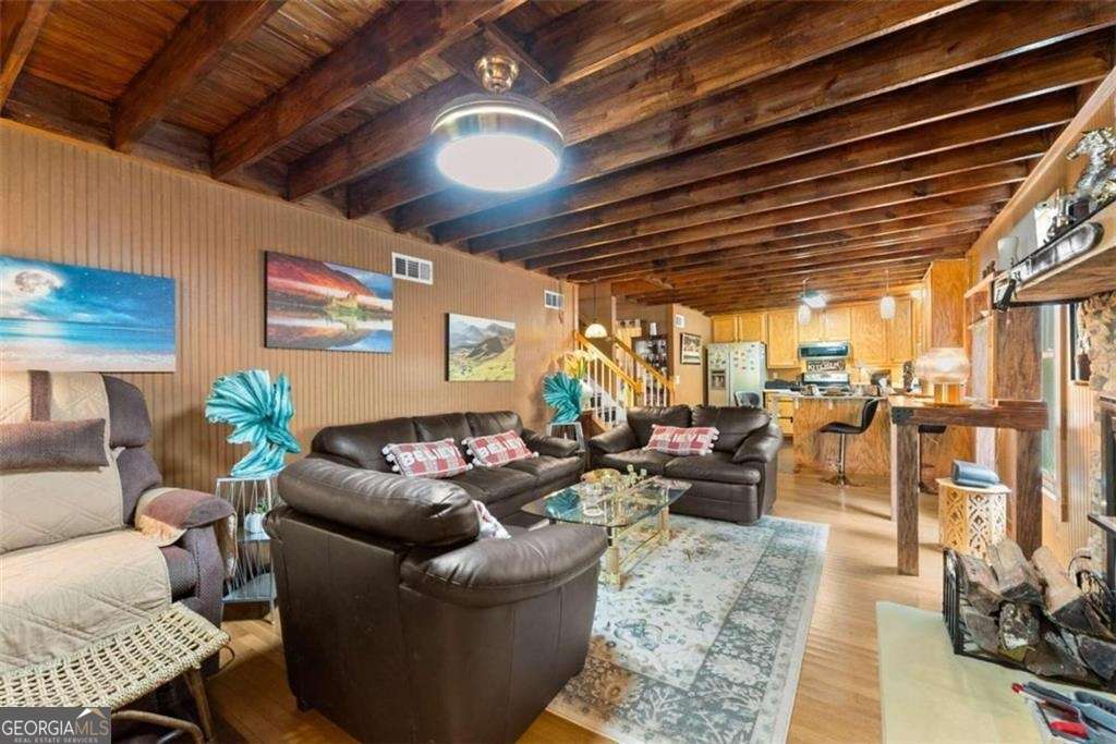 459 Gold Ridge Road