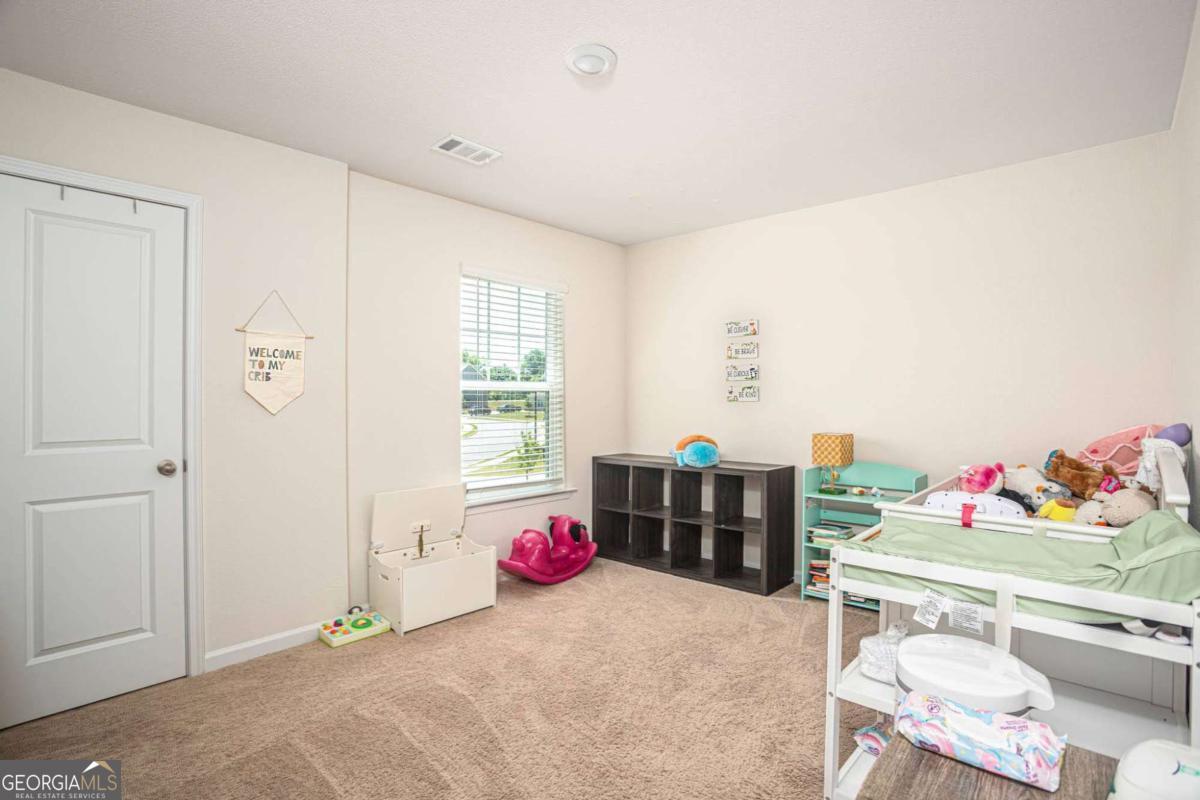 653 Meadows Farm Way