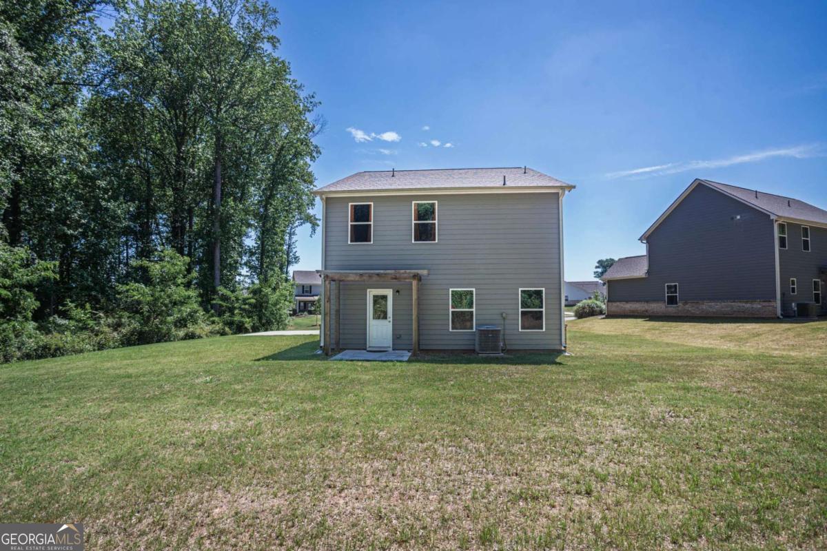 653 Meadows Farm Way