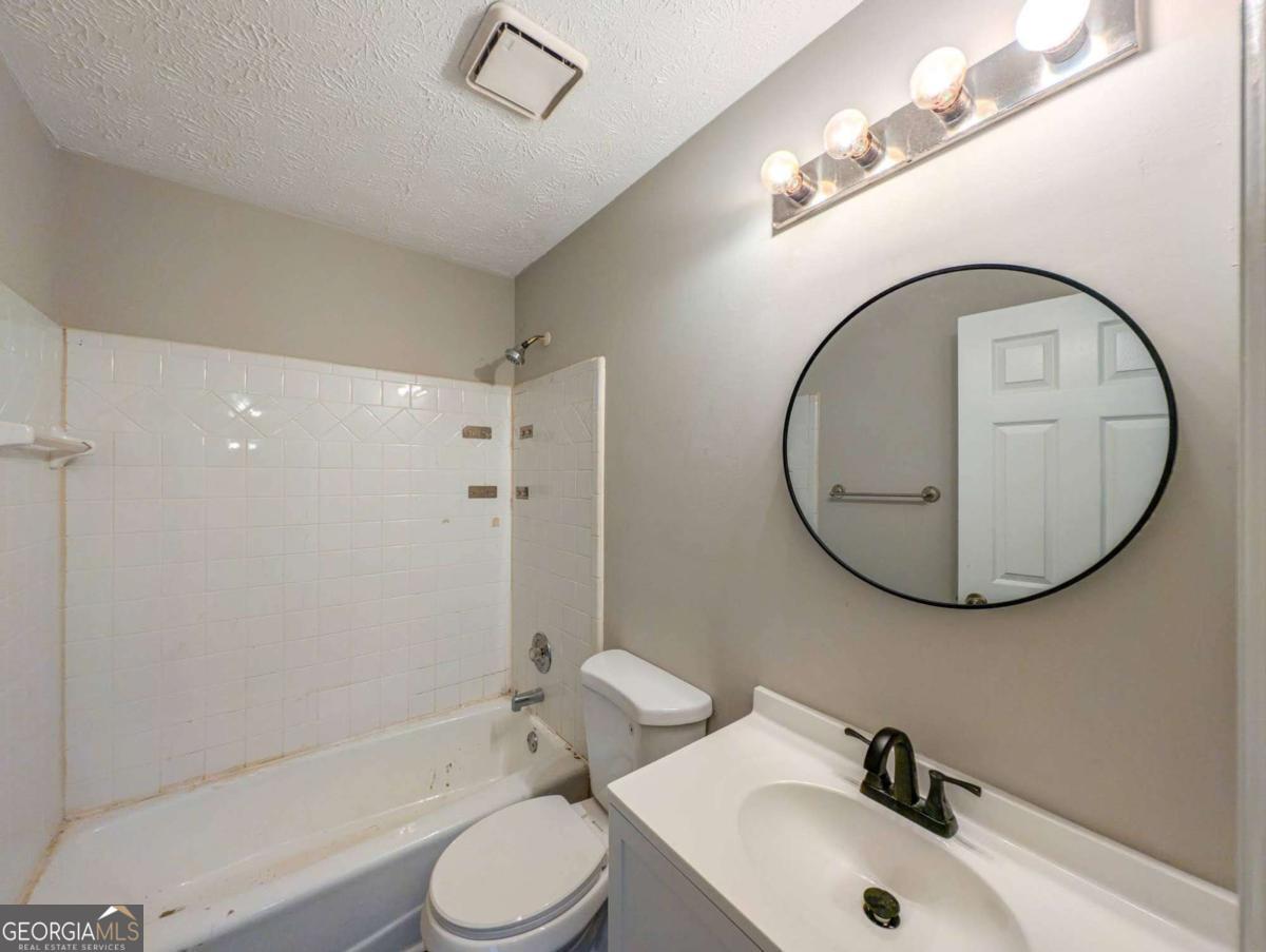 1404 Glenfield Drive