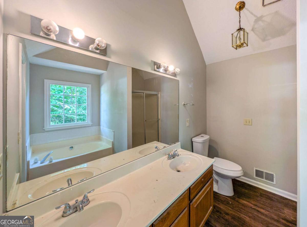1404 Glenfield Drive