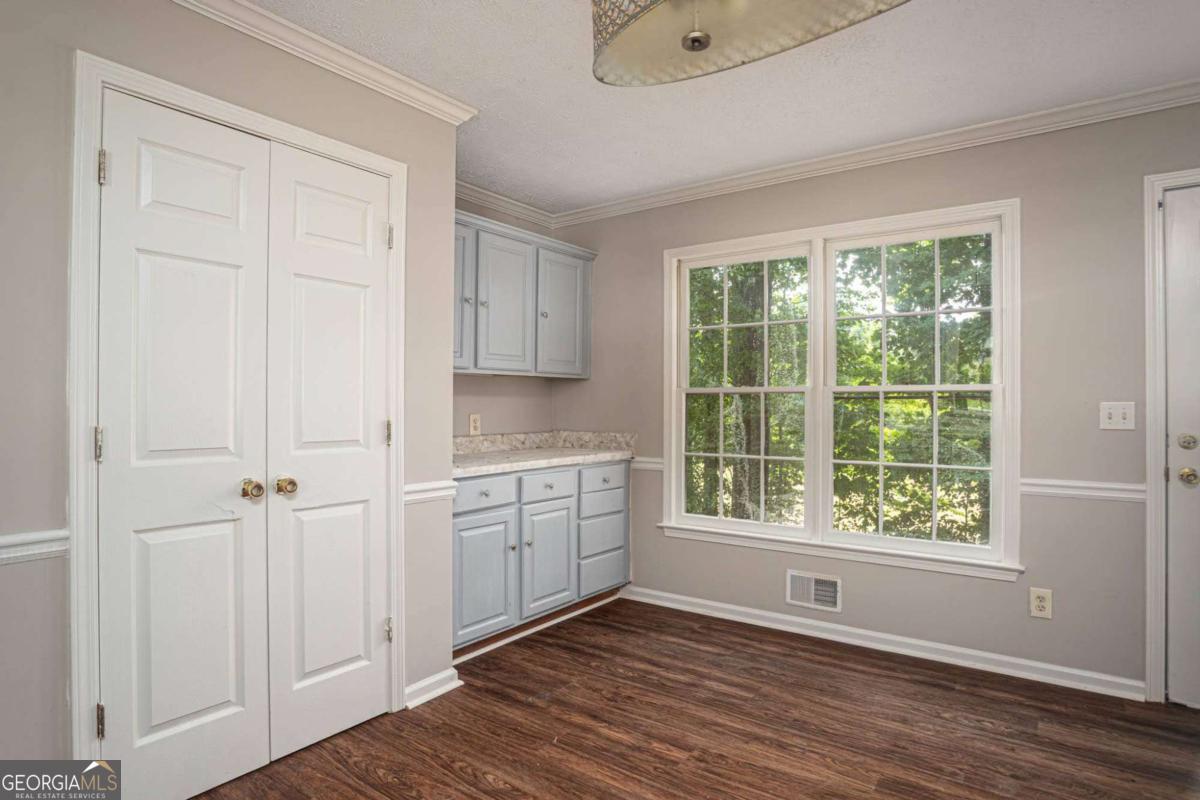 1404 Glenfield Drive
