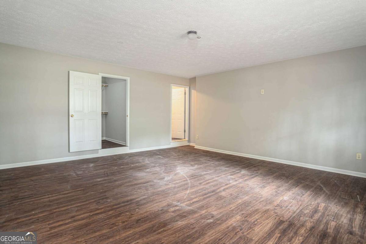1404 Glenfield Drive