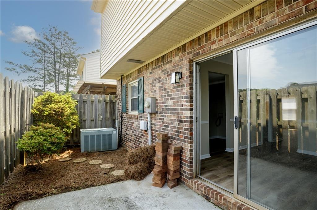 768 Longleaf Drive