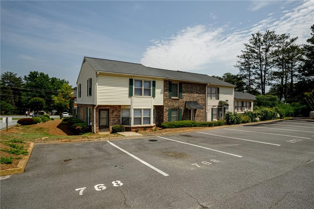 768 Longleaf Drive