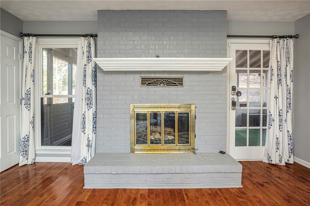 3354 S Scales Road