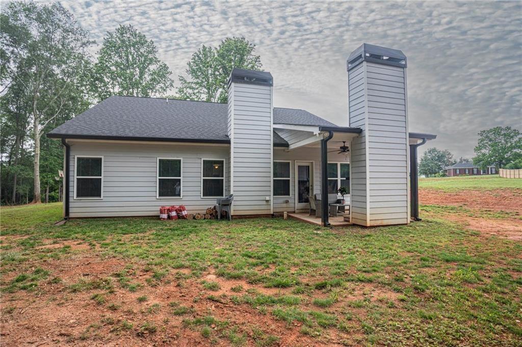 2038 Highway 63