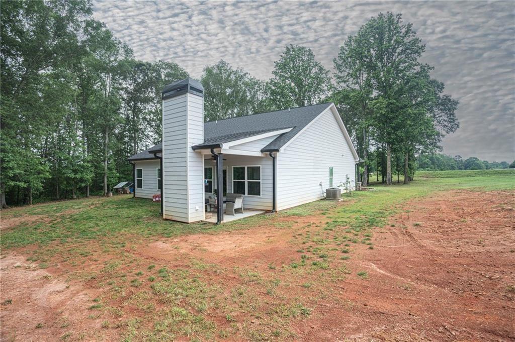 2038 Highway 63