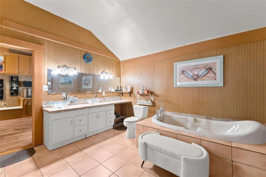 459 Gold Ridge Road