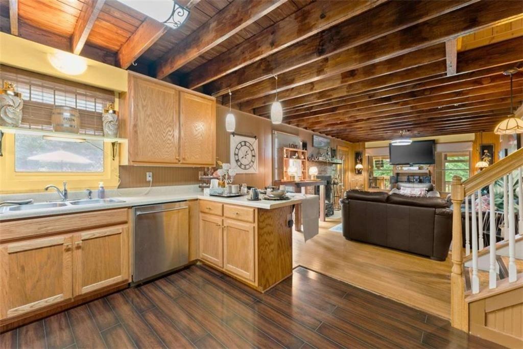459 Gold Ridge Road