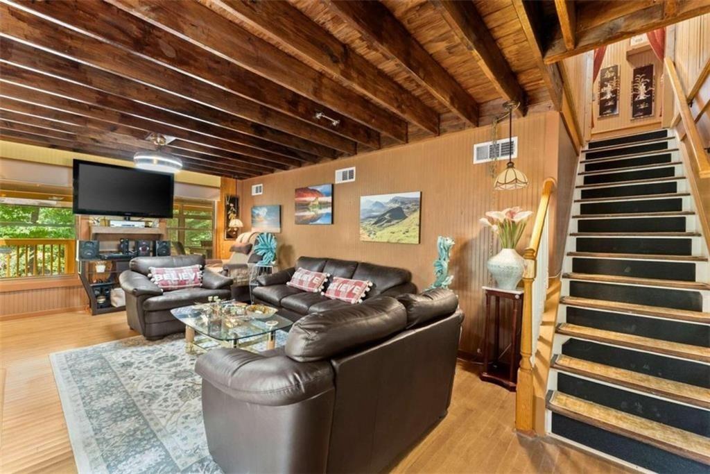 459 Gold Ridge Road