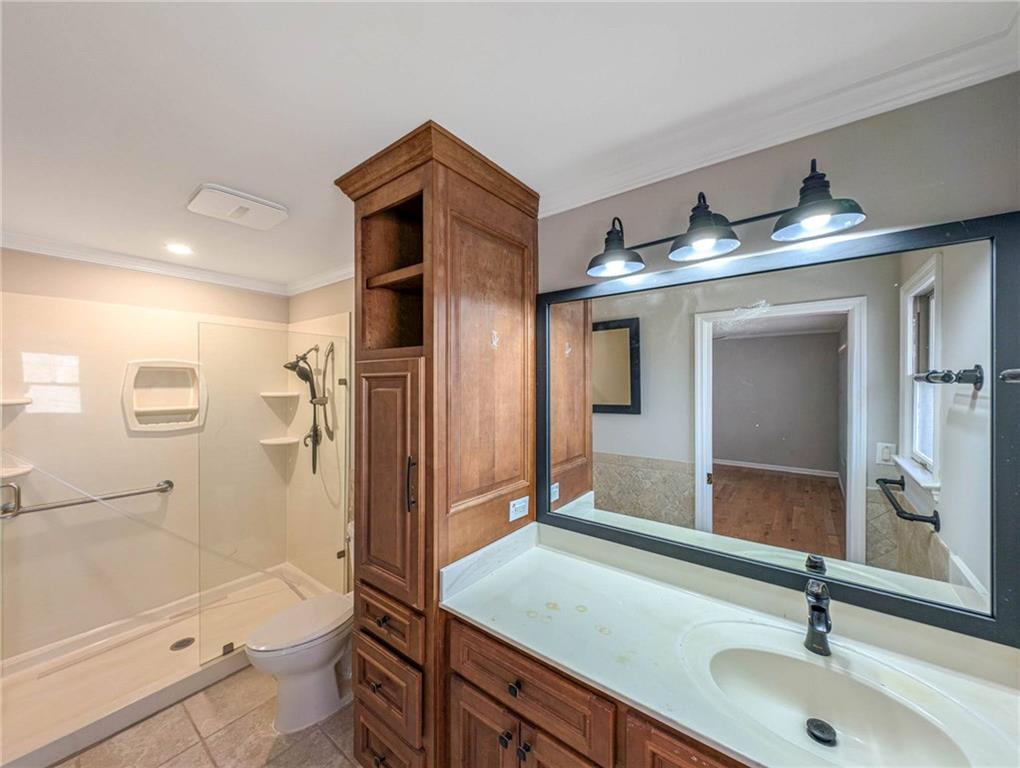 323 McCartan Trail
