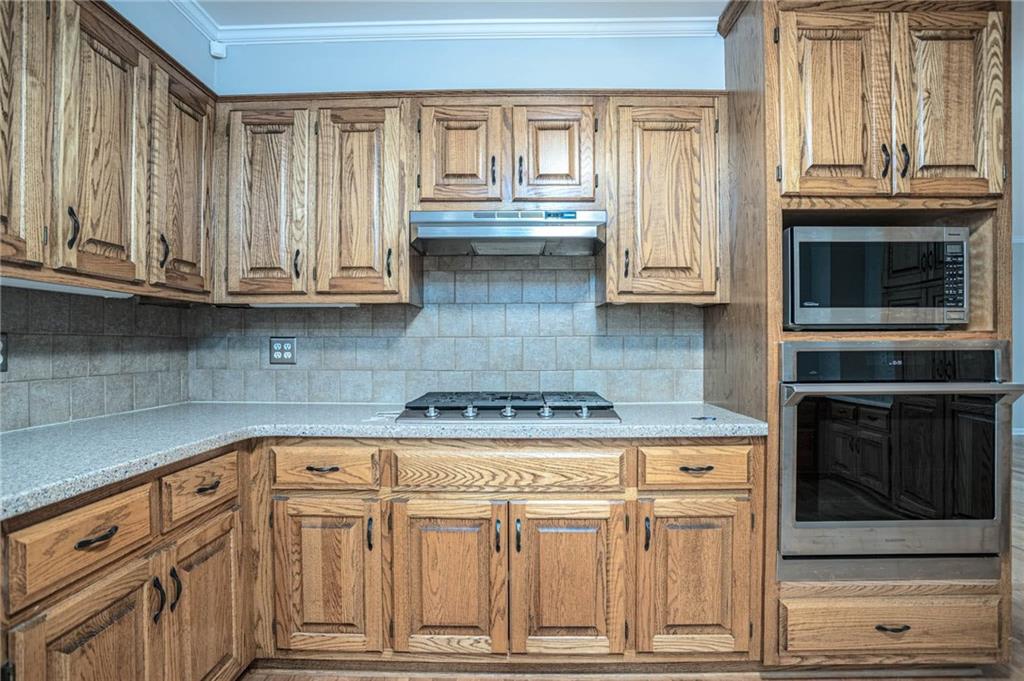 323 McCartan Trail