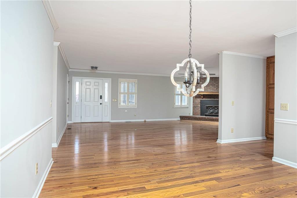 323 McCartan Trail