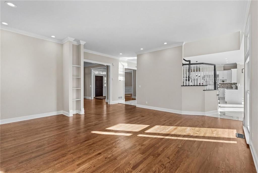 6396 Loch Arbor Drive