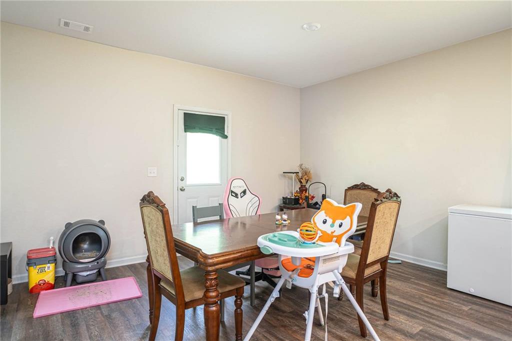 653 Meadows Farm Way
