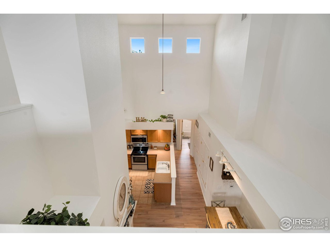 307 Lucca Dr