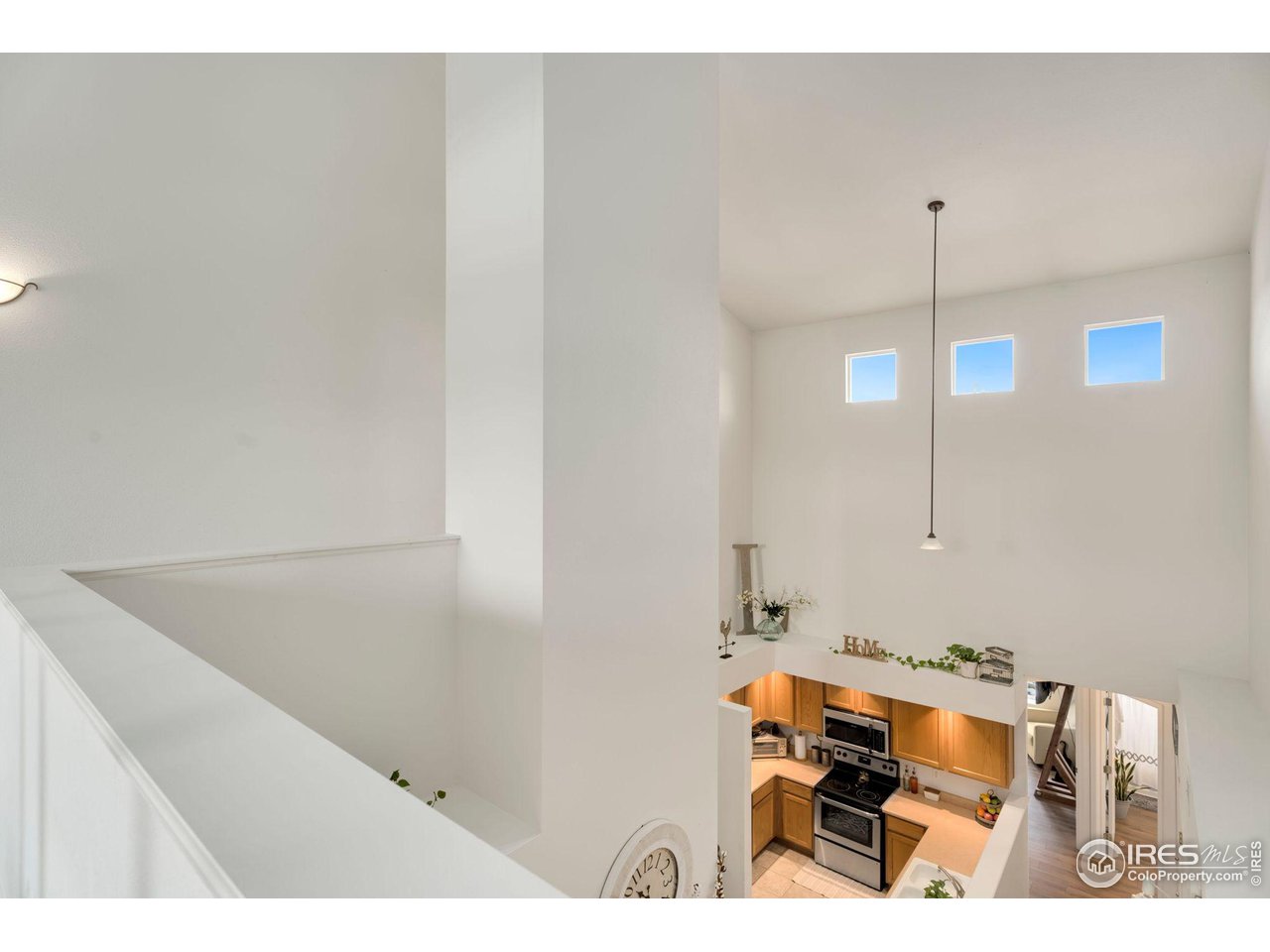 307 Lucca Dr