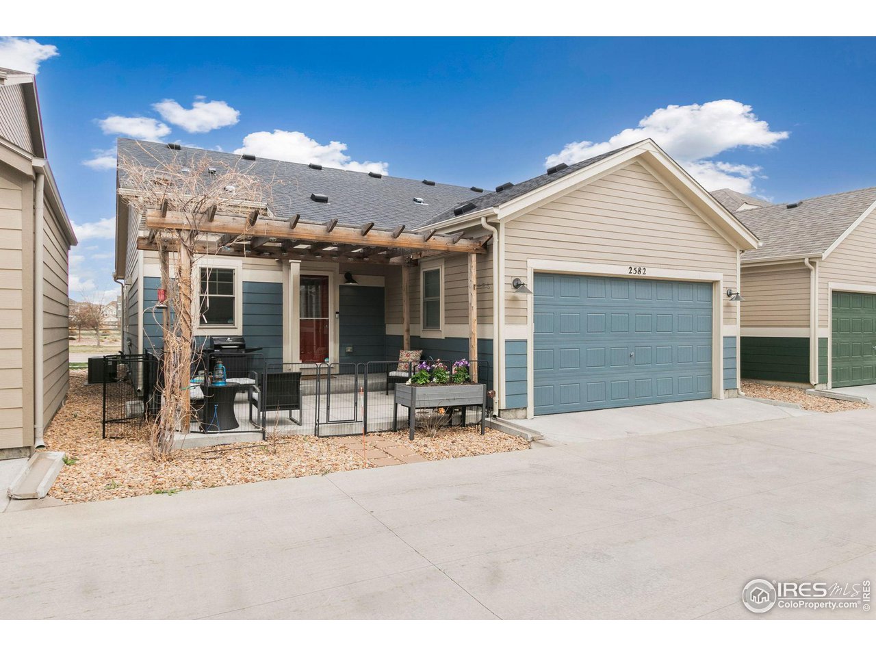 2582 Trio Falls Dr
