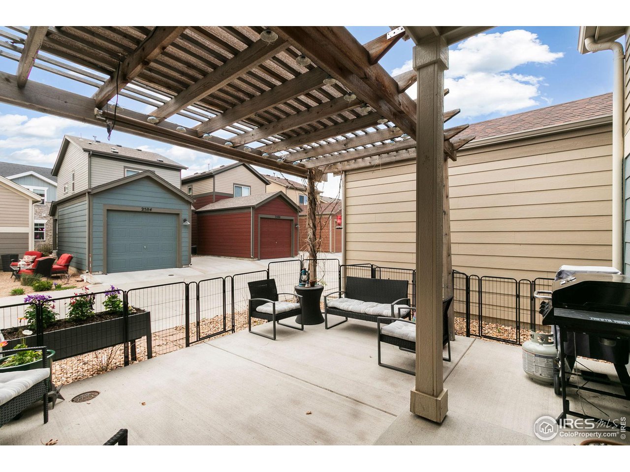 2582 Trio Falls Dr