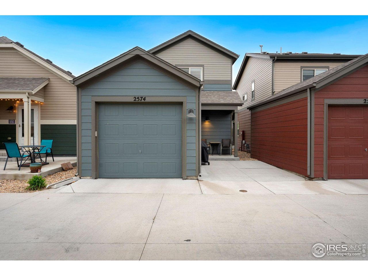 2574 Trio Falls Dr