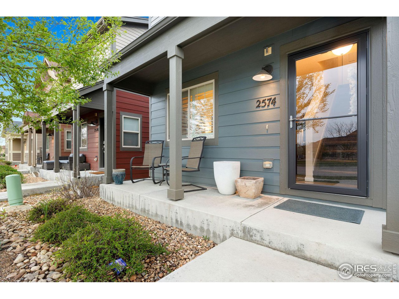 2574 Trio Falls Dr