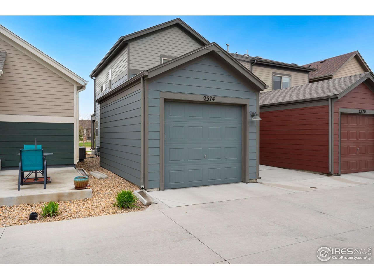 2574 Trio Falls Dr