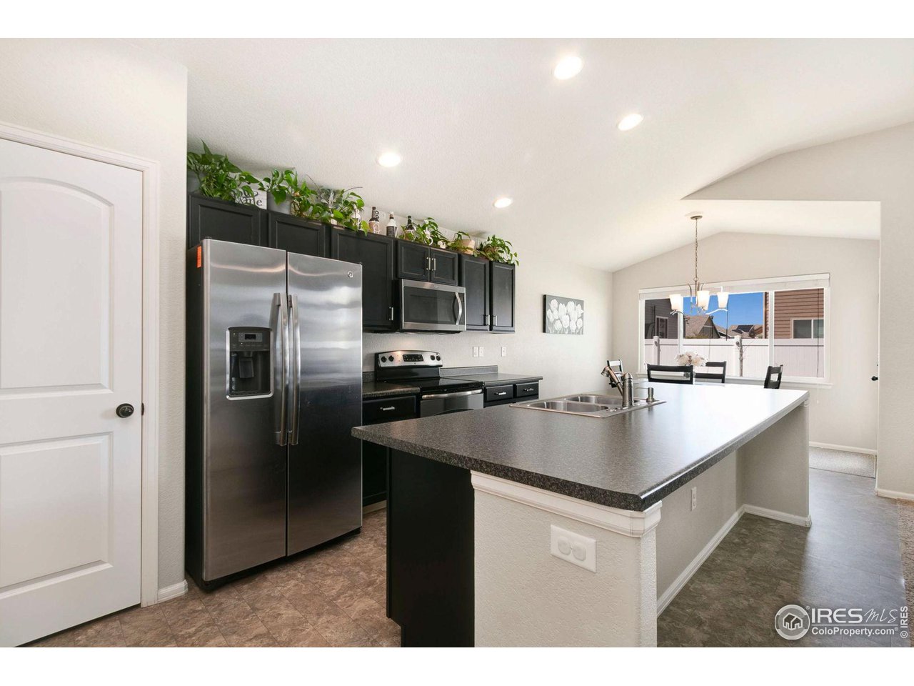 7557 Back Stretch Dr