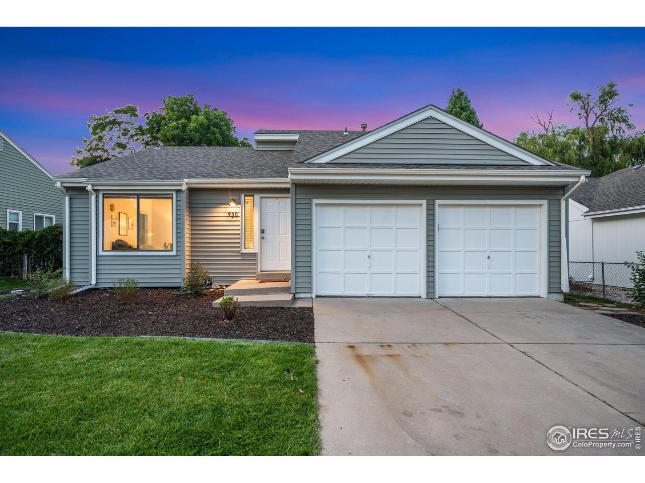 930 Bitterbrush Ln